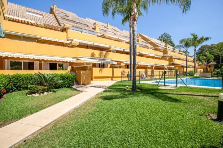 3bedr Ap - 1min Walk To The - Park Elviria - Appartement Marbella