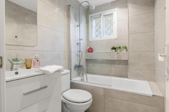 Appartement 3bedr Ap - 1min Walk To The - Park Elviria - Marbella
